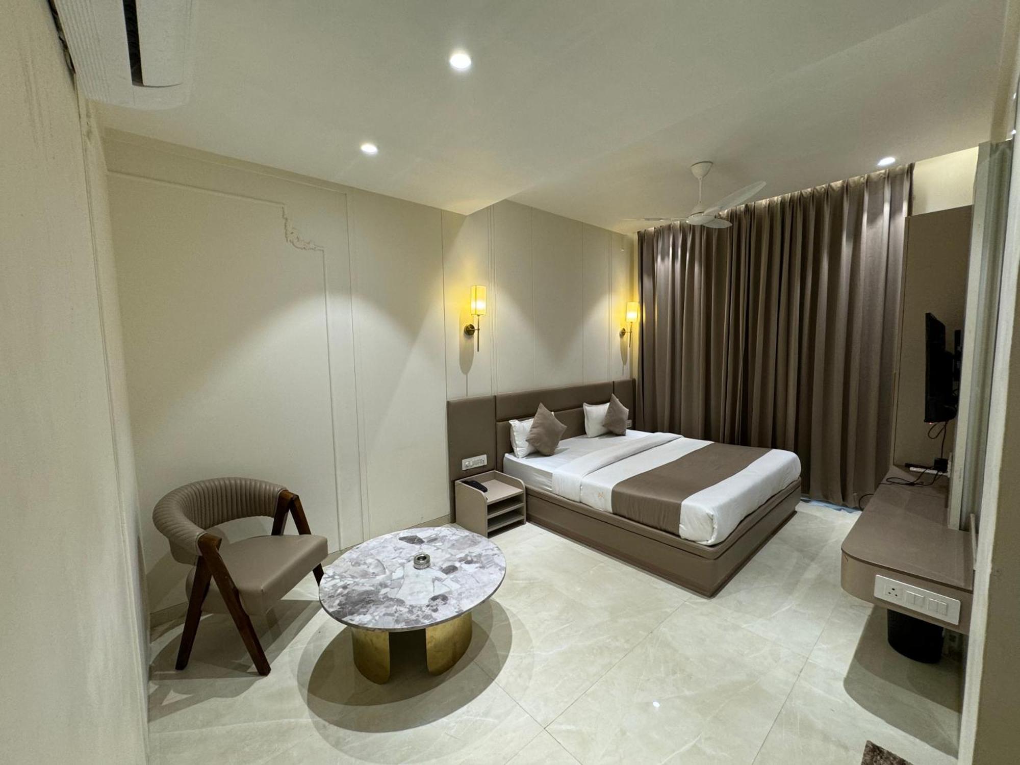 Hotel Fortune Inn Bhopal Zewnętrze zdjęcie